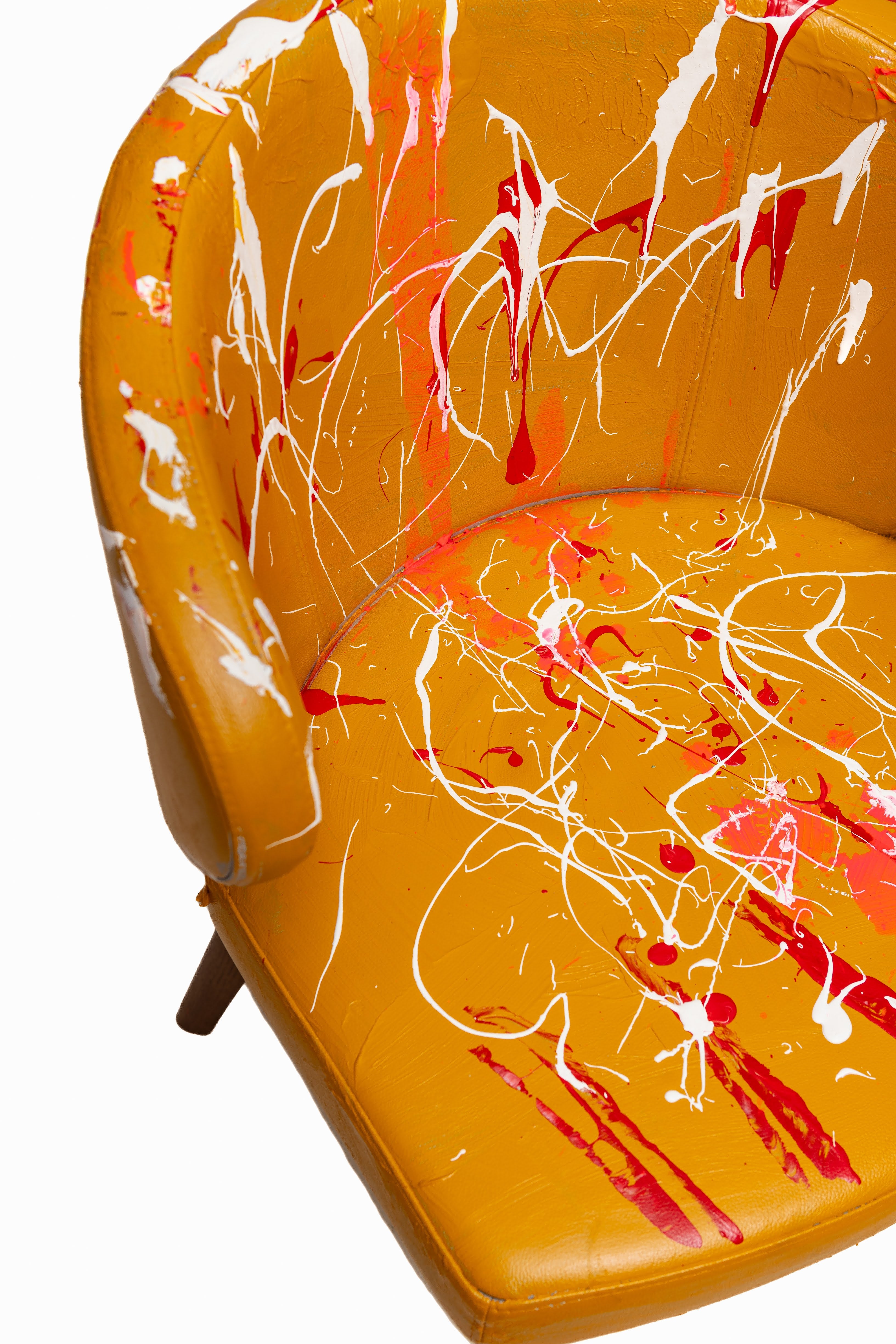 “Kiro chairs” - X VeLoCityy Iz LLC